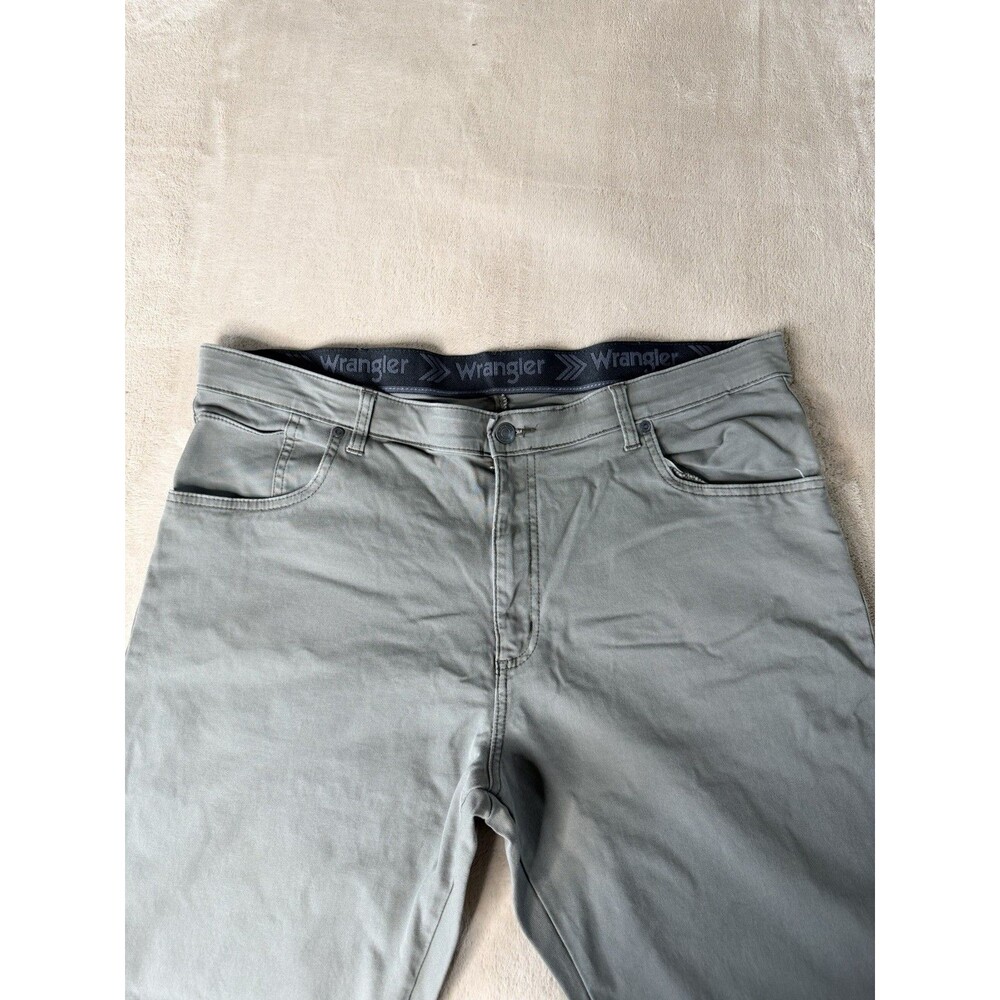 Wrangler Gray Stretch Work Pants Men’s — Slim Fit / Lightweight —size 38x29 - Picture 3 of 10